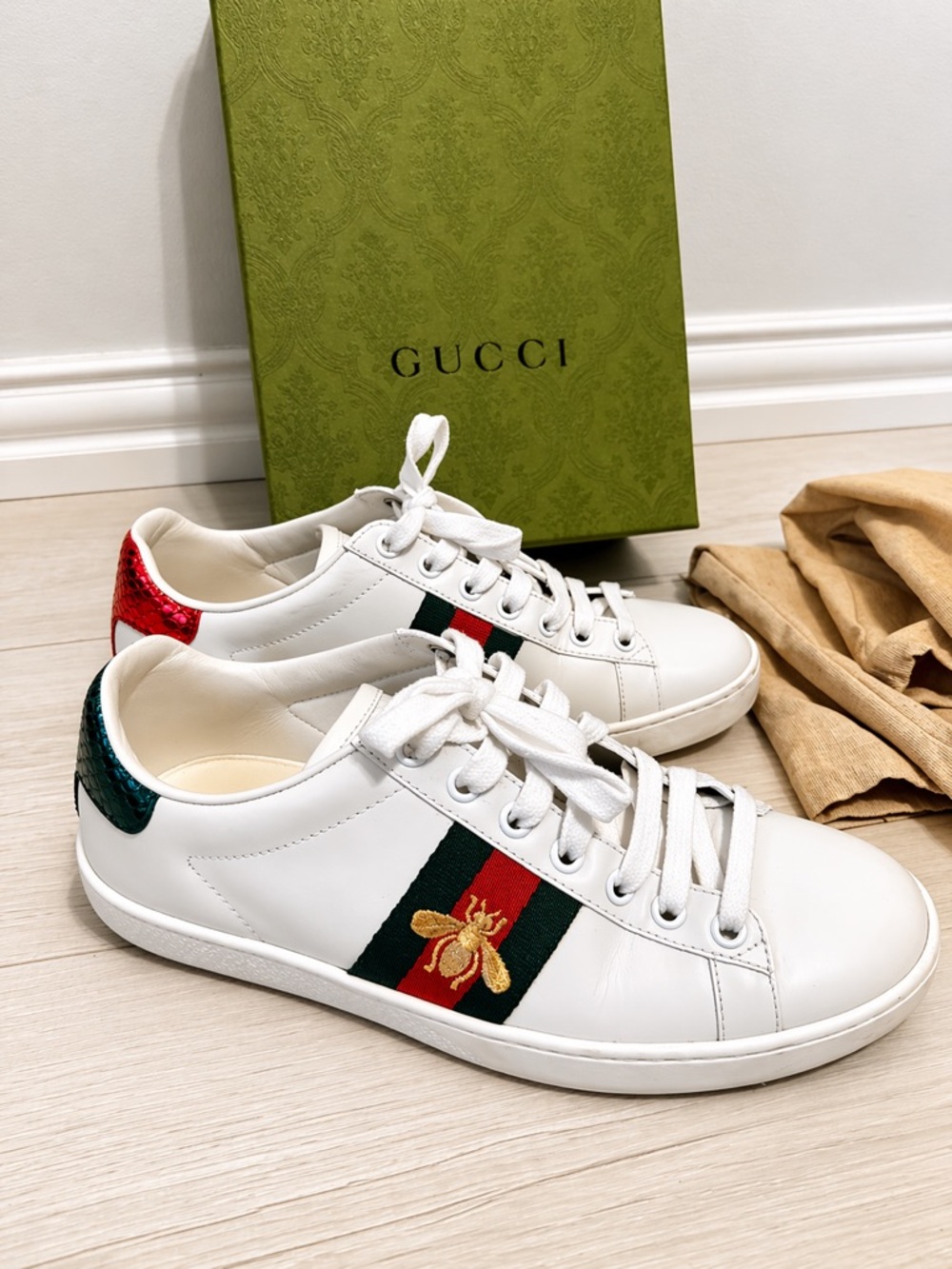 Gucci White Leather Sneakers with Red-Green Web and Embroidered Gold Bee